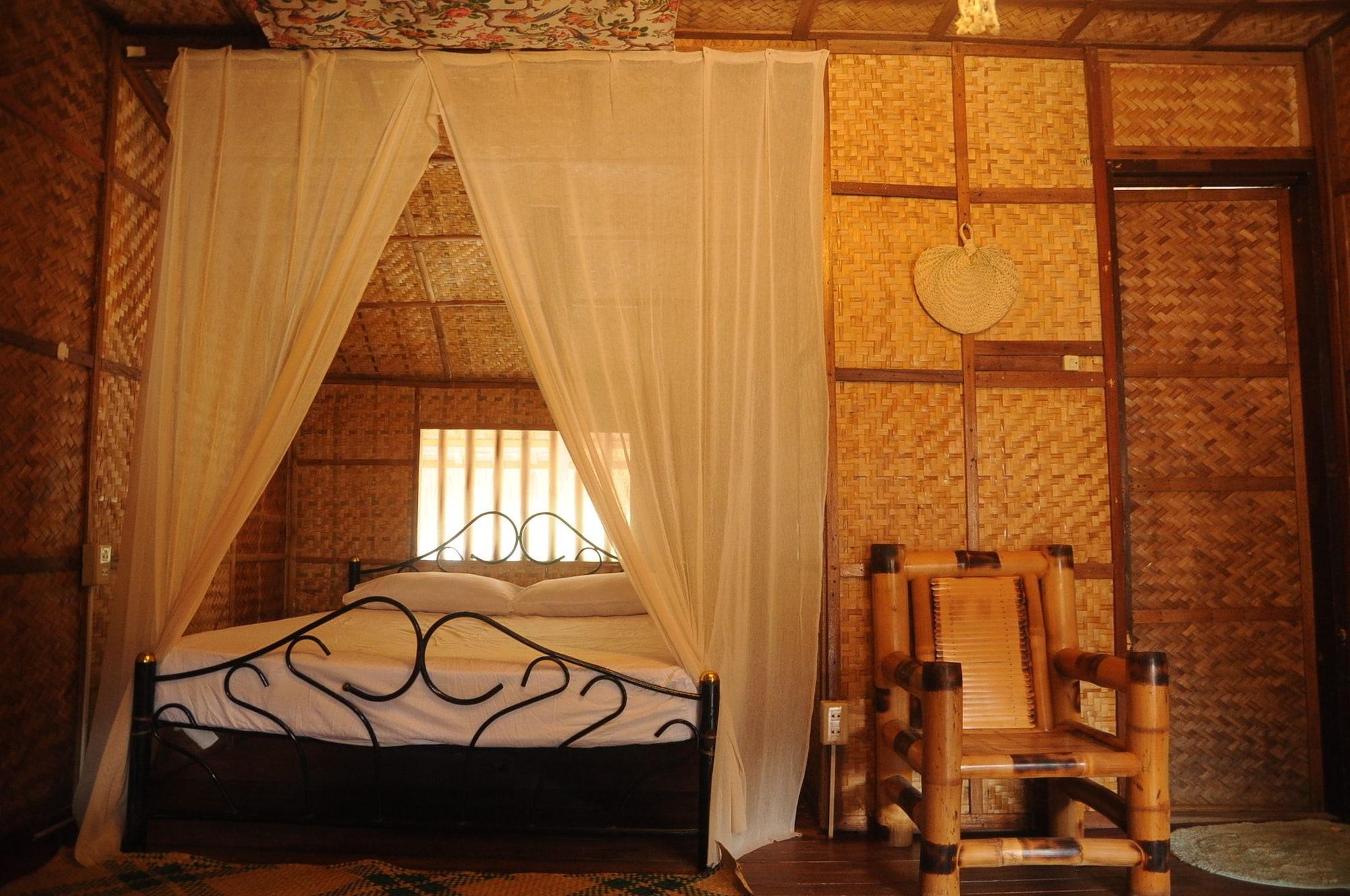 อมามี่ บีช รีสอร์ต Hotel ปูแอร์โตกาเลรา ภายนอก รูปภาพ