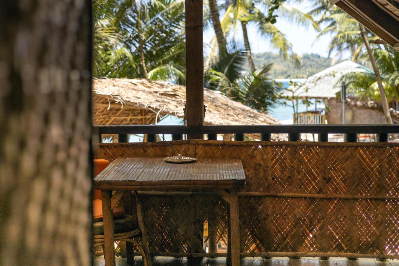 อมามี่ บีช รีสอร์ต Hotel ปูแอร์โตกาเลรา ภายนอก รูปภาพ
