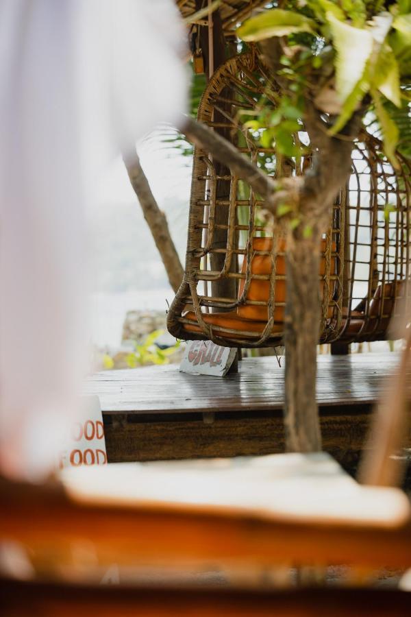 อมามี่ บีช รีสอร์ต Hotel ปูแอร์โตกาเลรา ภายนอก รูปภาพ