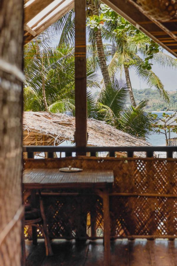อมามี่ บีช รีสอร์ต Hotel ปูแอร์โตกาเลรา ภายนอก รูปภาพ