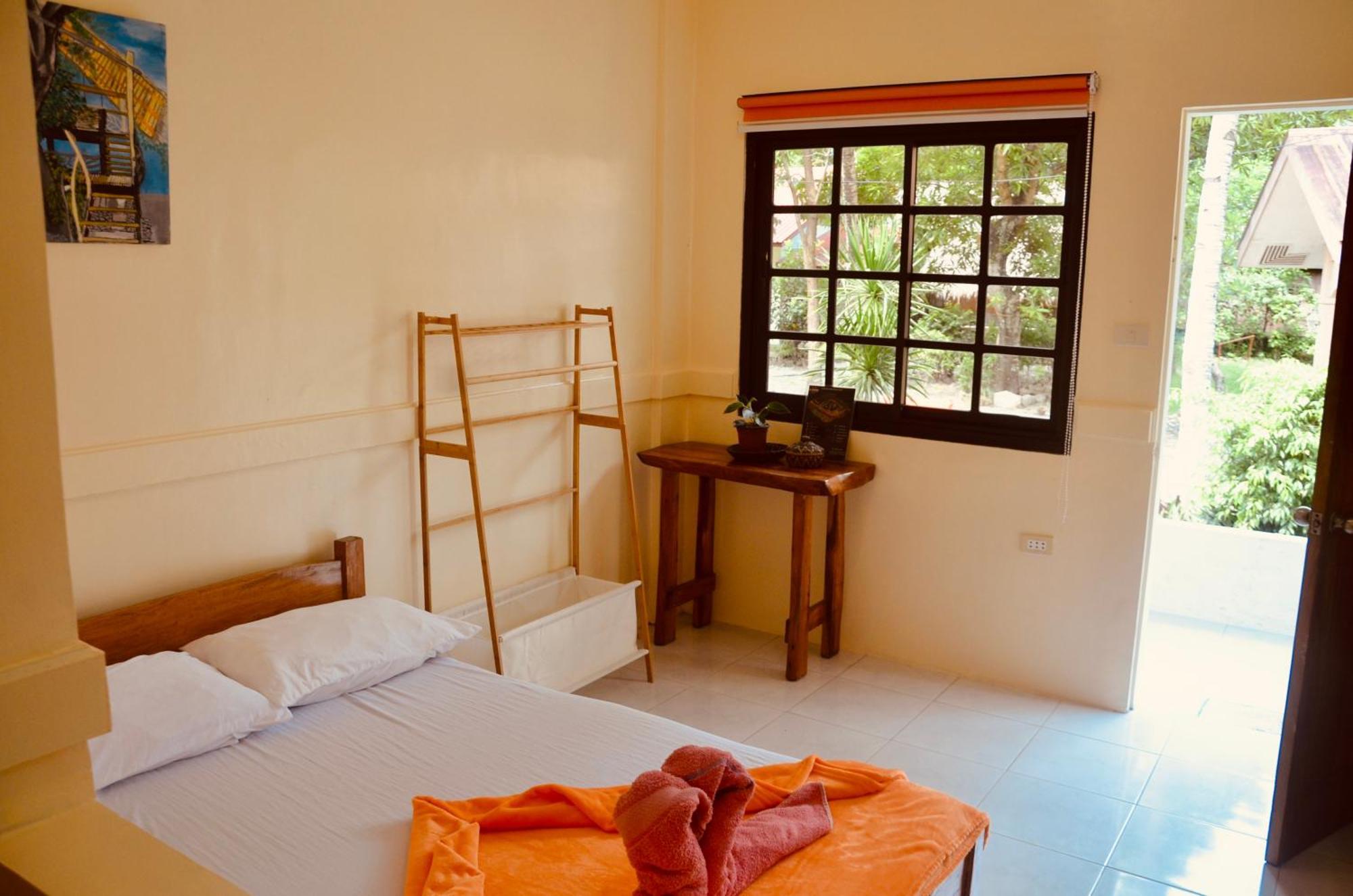 อมามี่ บีช รีสอร์ต Hotel ปูแอร์โตกาเลรา ภายนอก รูปภาพ